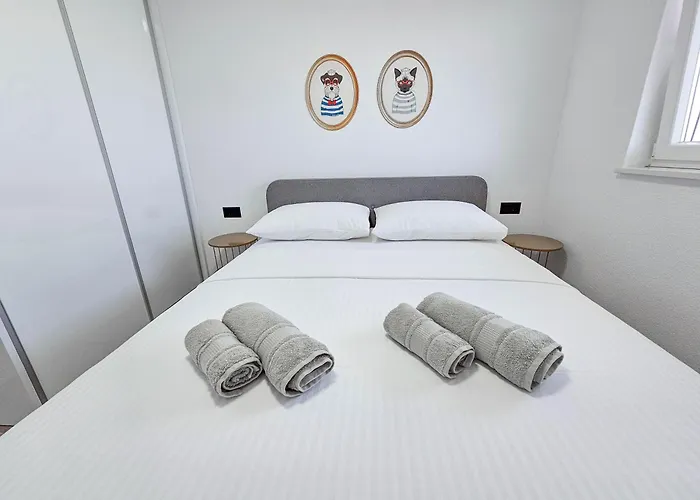 Apartments Avdic